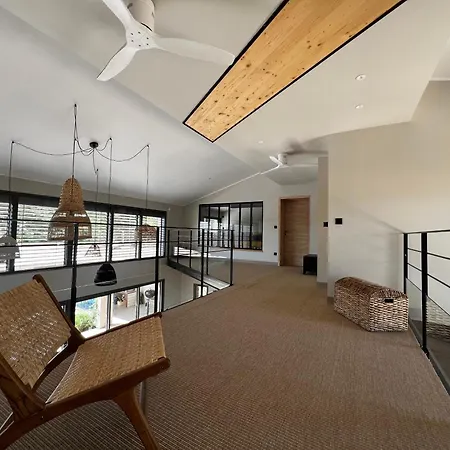 Willa Casajuma Magalas